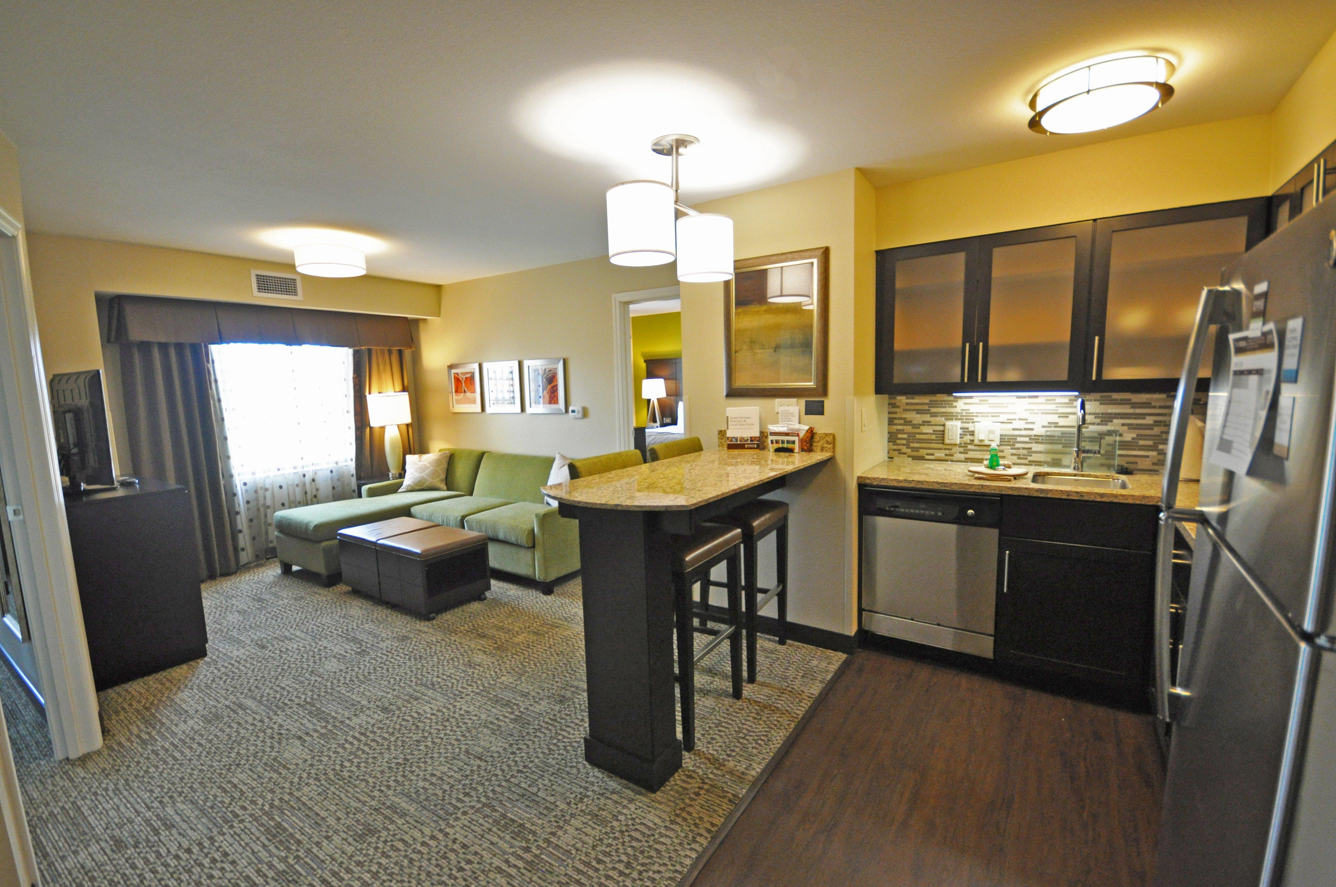 Staybridge Suites Eau Claire - Altoona By Ihg מראה חיצוני תמונה