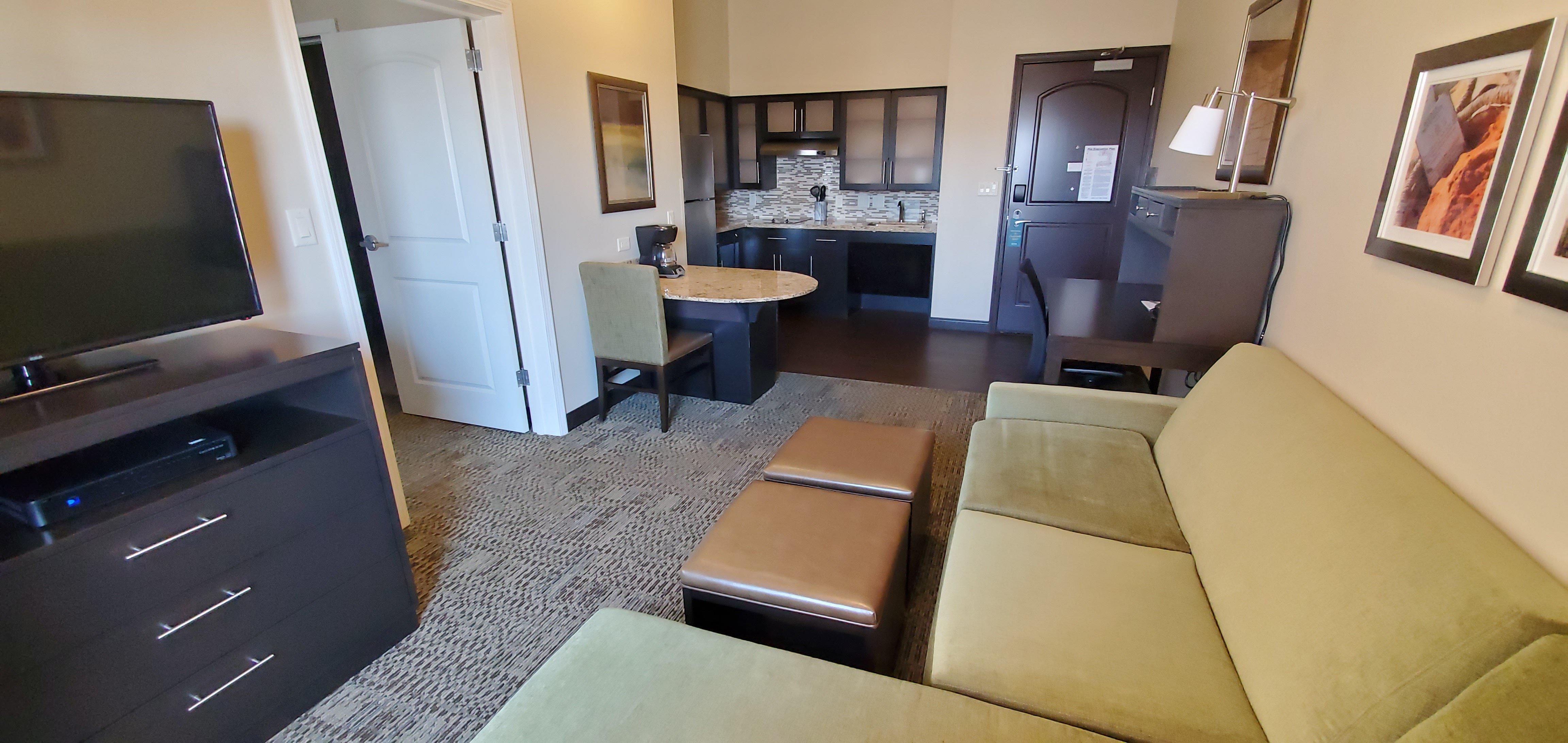 Staybridge Suites Eau Claire - Altoona By Ihg מראה חיצוני תמונה