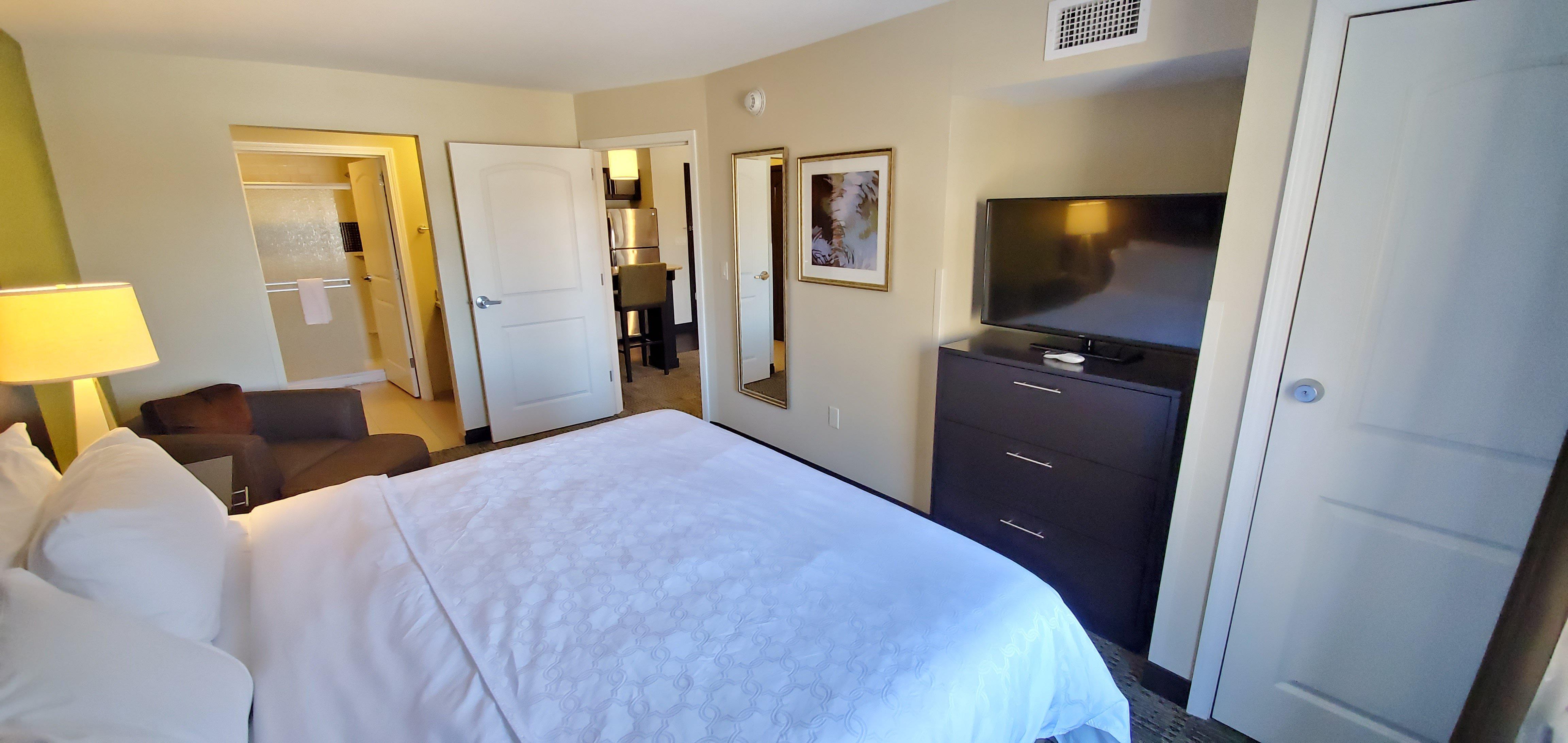 Staybridge Suites Eau Claire - Altoona By Ihg מראה חיצוני תמונה