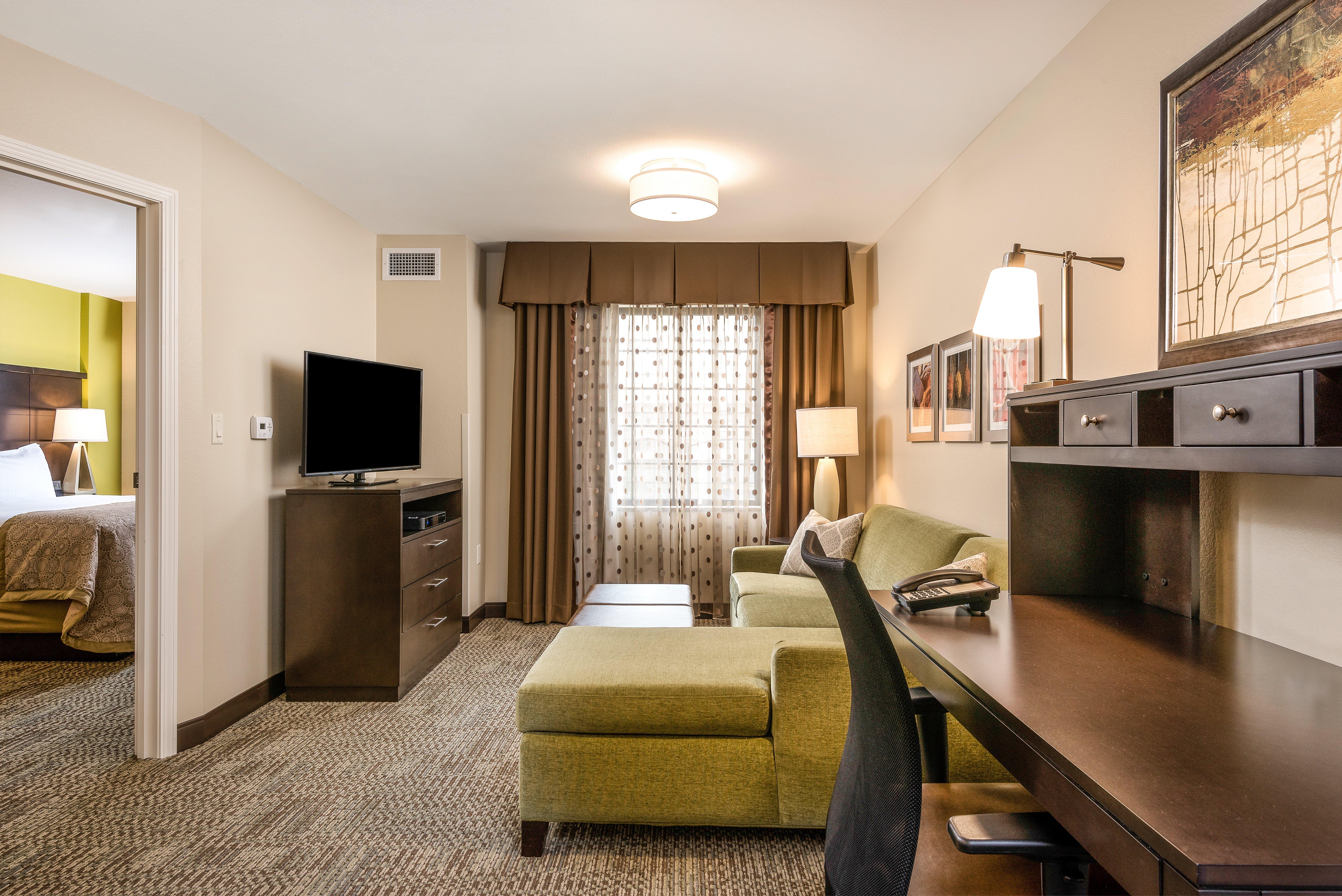 Staybridge Suites Eau Claire - Altoona By Ihg מראה חיצוני תמונה